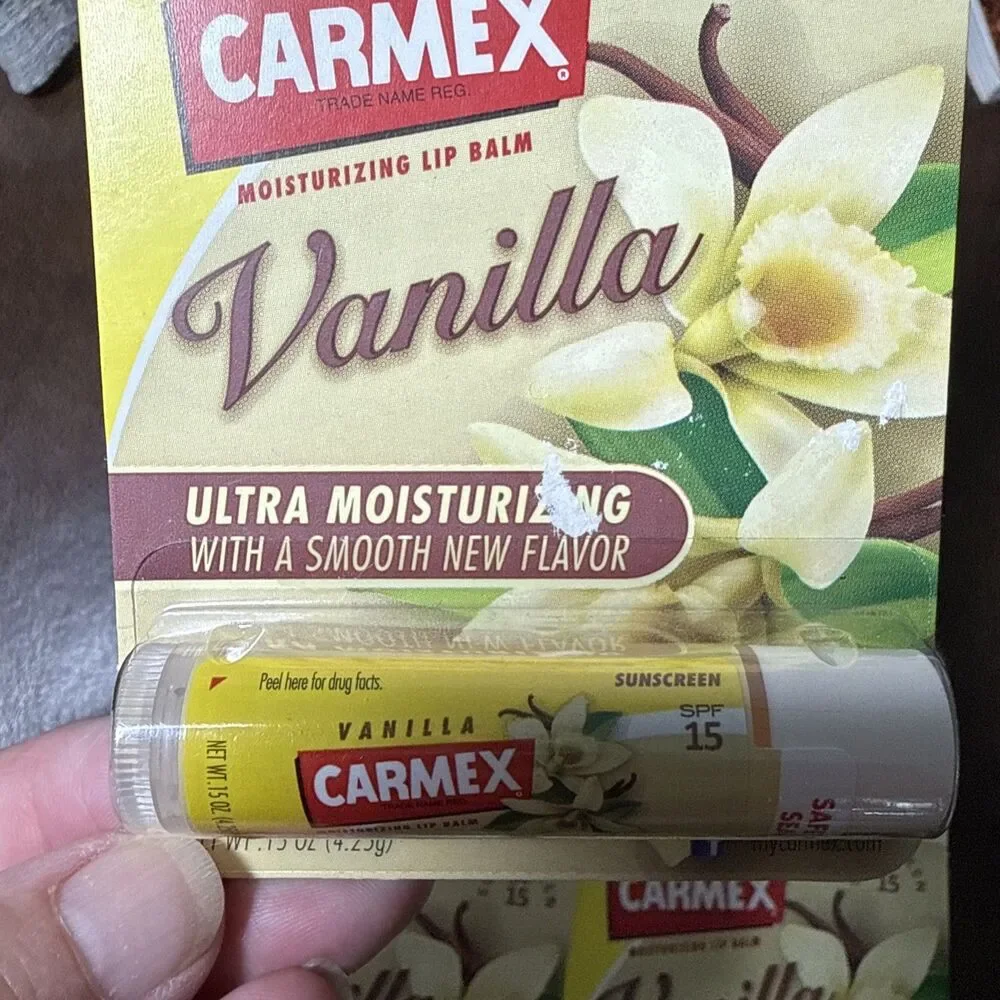 Lot of 4 CARMEX Ultra Moisturizing Smooth New Flavor Vanilla Lip Balm 2011